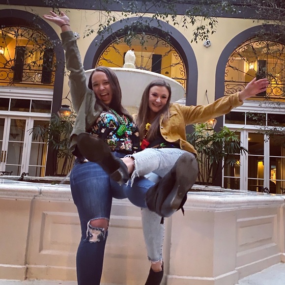 Meet your newest Posher, Meg! - Picture 3 of 3